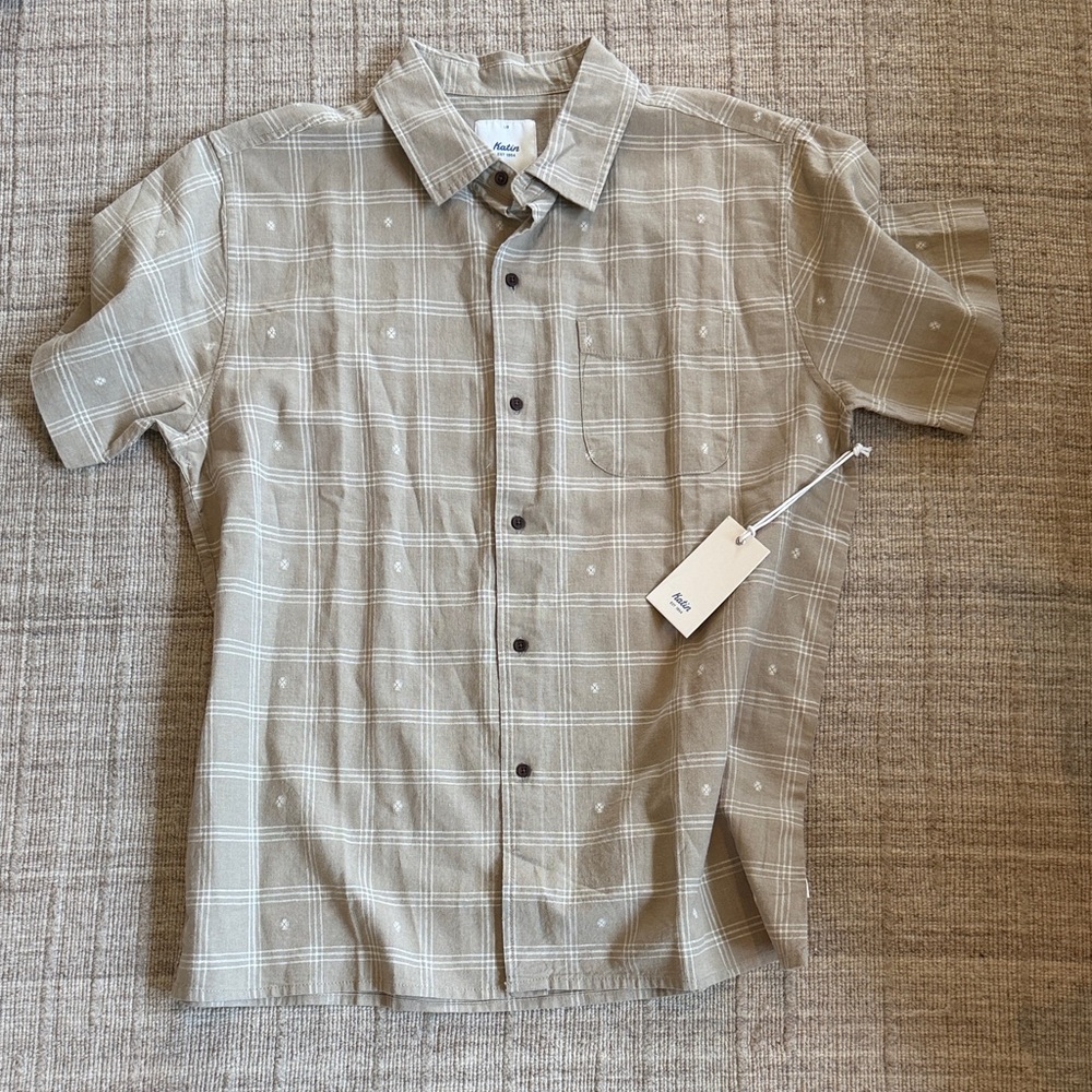 Hansen & Gratel Beige Plaid Short Sleeve Button-Up Shirt